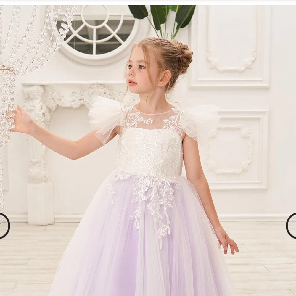 LalaMira Flower Girl Dress (9-12m) - Lilac/White - Removable Bow & Hairband